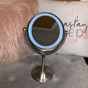 Ring light mirror, with zoom side